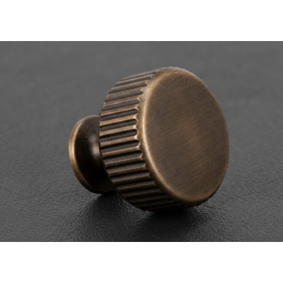 Buton pentru mobilier K65 S 1324-31 – Finisaj PB21 (Bronz / Alamă Antică)